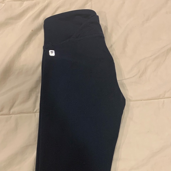 Fabletics Crossover V Cut Legging - Picture 5 of 5